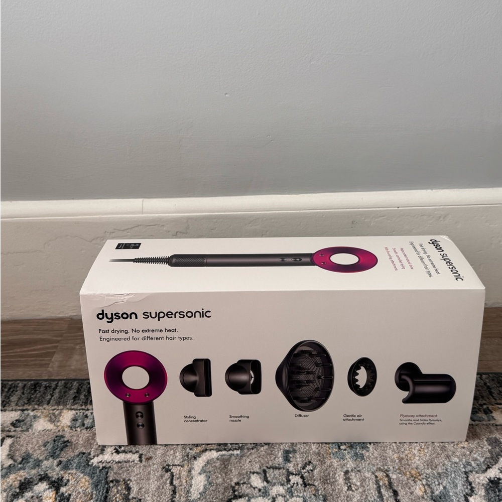 Dyson Supersonic Hair Dryer with Attachments